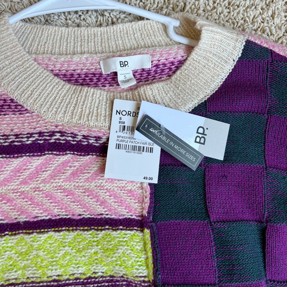 Colorful Patterned Knit Sweater - Picture 3 of 4